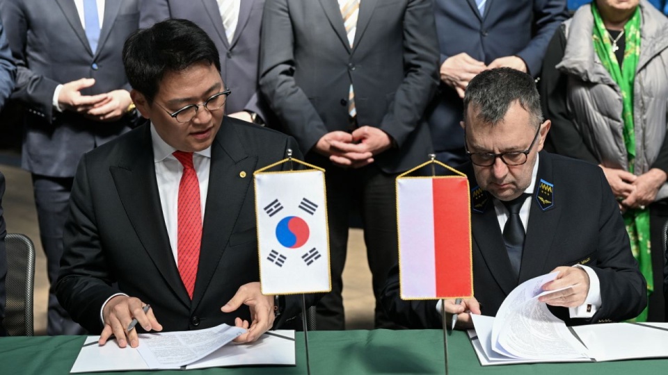 PKP Cargo i koreański partner planują projekt taboru dla logistyki obronnej