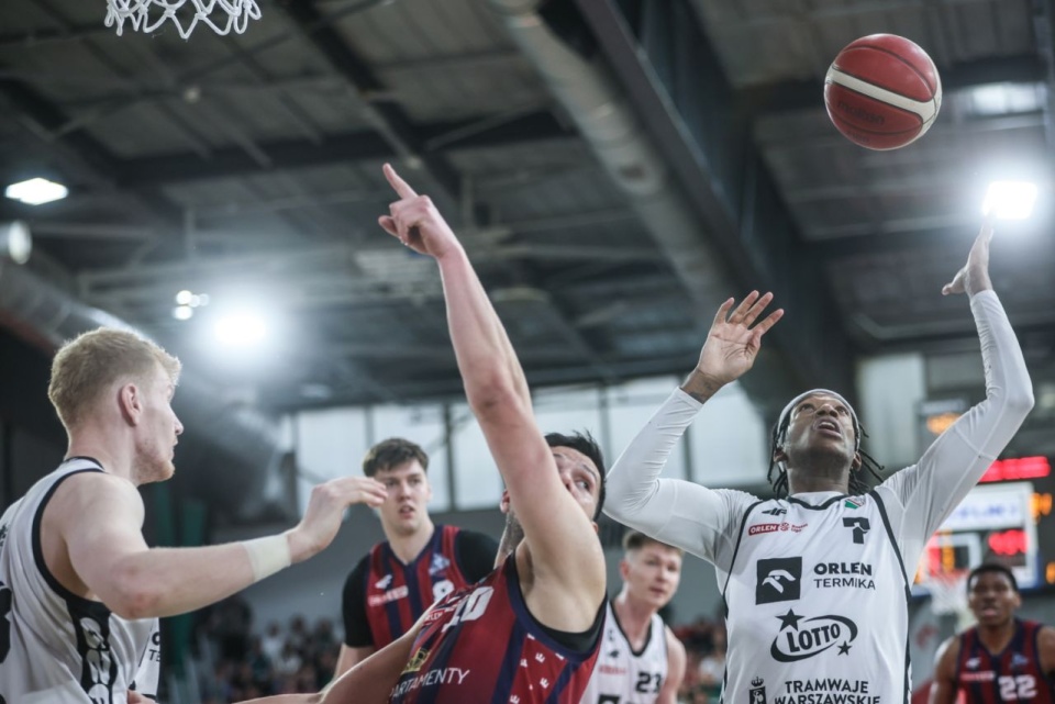 King przegrywa z Legią i spada na drugie miejsce przed play-off [ZDJĘCIA]