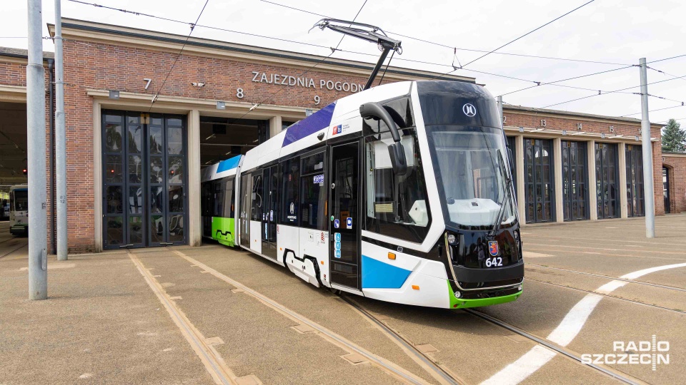 Miasto dostanie zwrot 80 mln zł za nowe szczecińskie tramwaje [ZDJĘCIA]