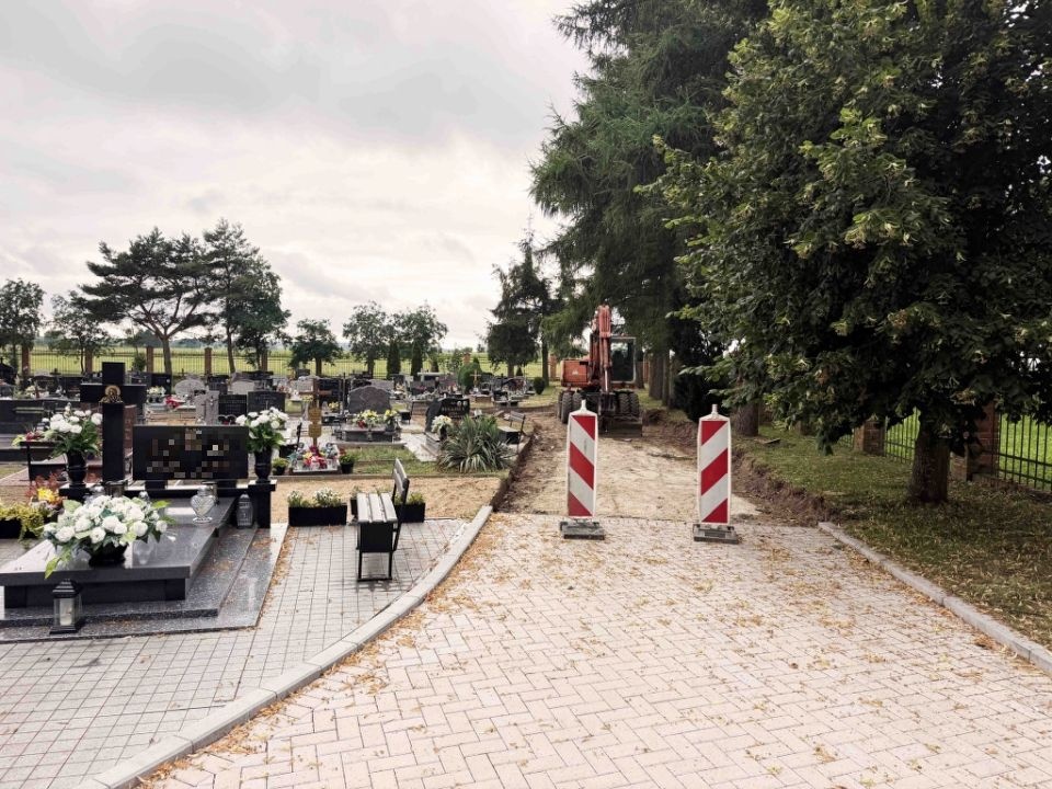 Remont na cmentarzu w Trzcińsku-Zdroju