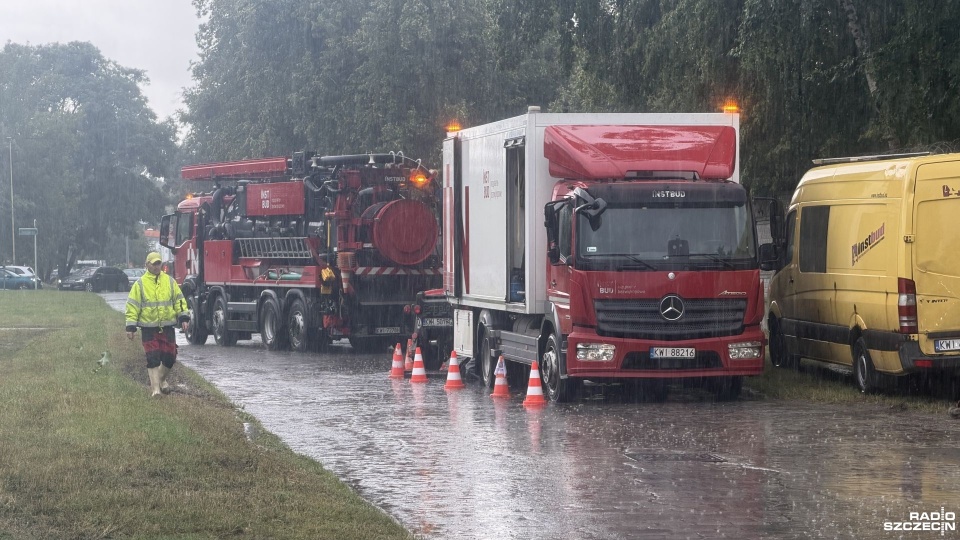 Kolejna ulewa, a więc i paraliż w Szczecinie [ZDJĘCIA]