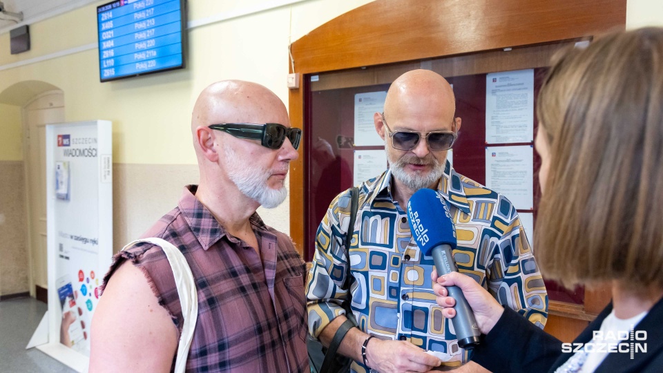 Ważny dzień dla par jednopłciowych. Mogą składać wnioski o transkrypcję aktów małżeństwa [ZDJĘCIA]