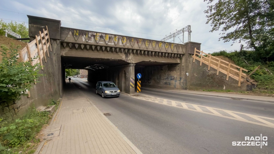 Opóźnienie remontu wiaduktu na szczecińskim Niebuszewie