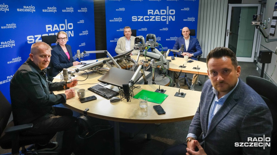 Polickie Polimery po raz kolejny na politycznym celowniku