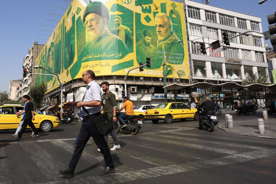 Impas w cieśninie Ormuz. Iran "gotowy na wznowienie wojny"