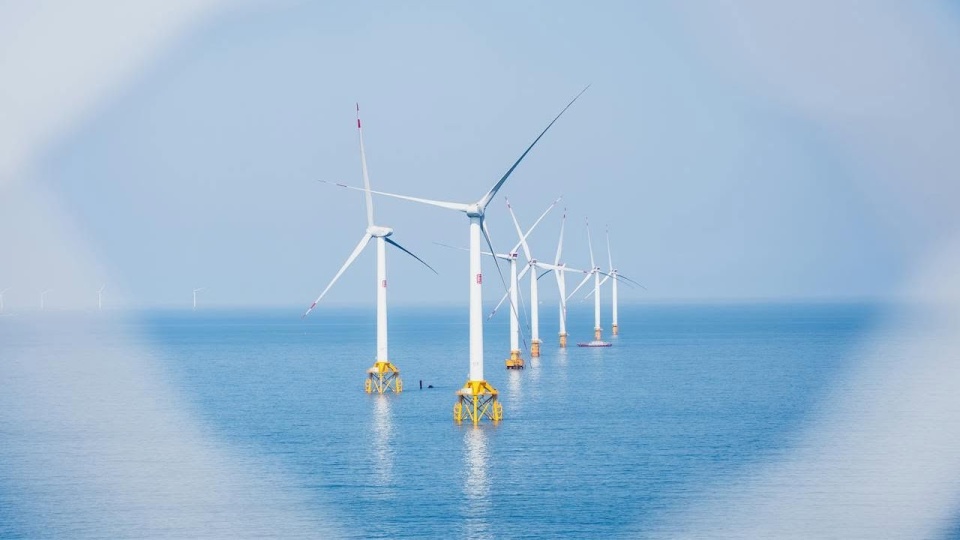 Rozwój morskich farm wiatrowych wpłynie na koszty energii