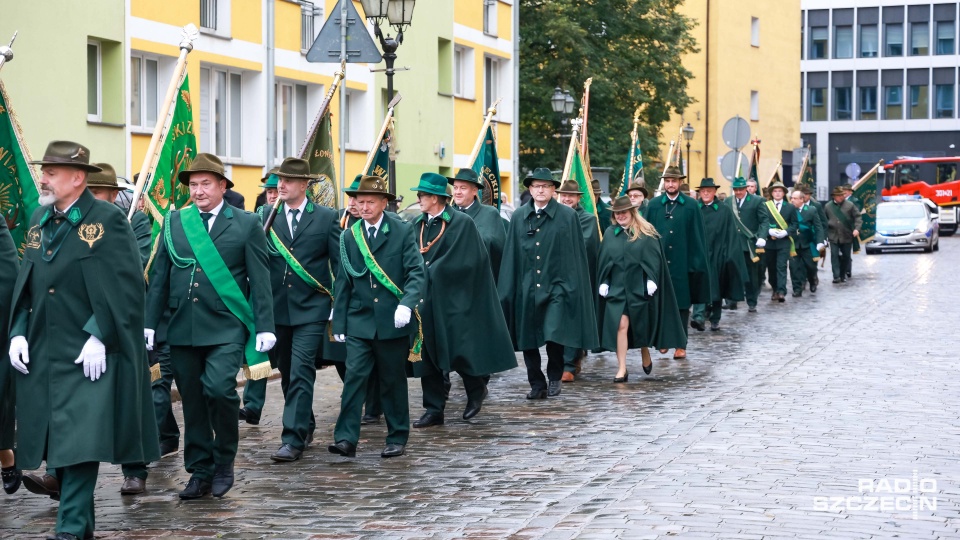 Obchody Dnia św. Huberta: myśliwi żyją w zgodzie i w szacunku z przyrodą [ZDJĘCIA]