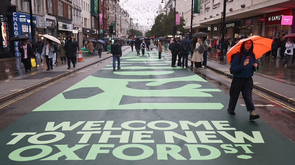 Piesi przejmują Oxford Street. Wielka zmiana w sercu Londynu